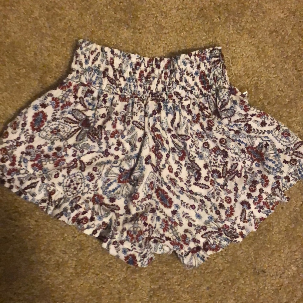 Flowy shorts !!